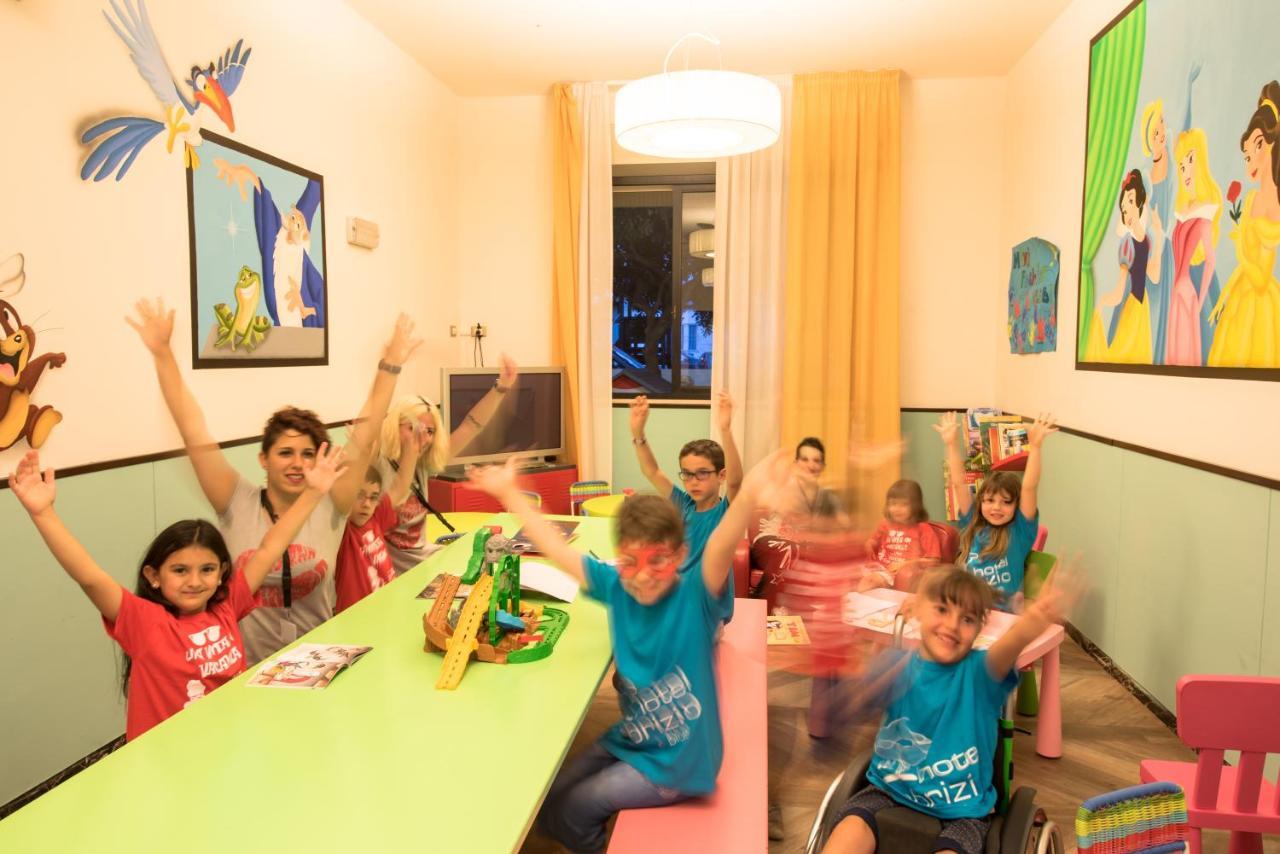 Hotel Fabrizio Rimini Kültér fotó