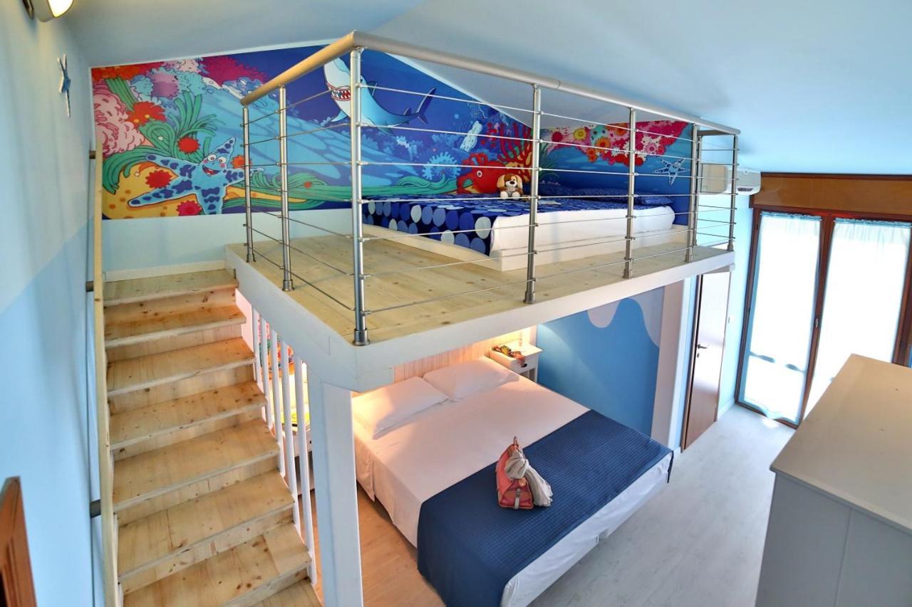 Hotel Fabrizio Rimini Szoba fotó